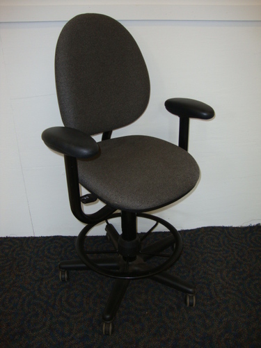 C2864 - Steelcase Criterion Stools