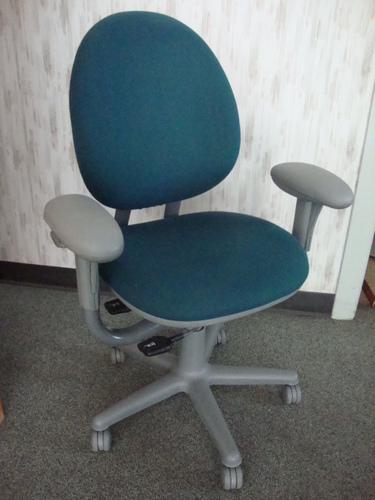 C3176 - Steelcase Criterion Chairs