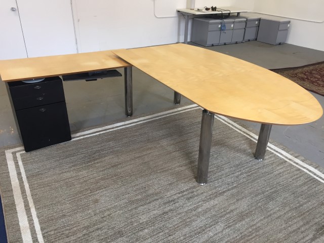 D12119C - Davis Desk Set