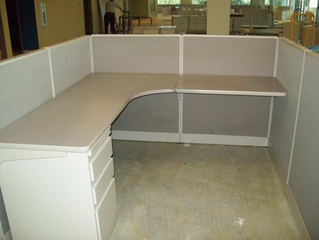 W2926 - Haworth Unigroup Workstations