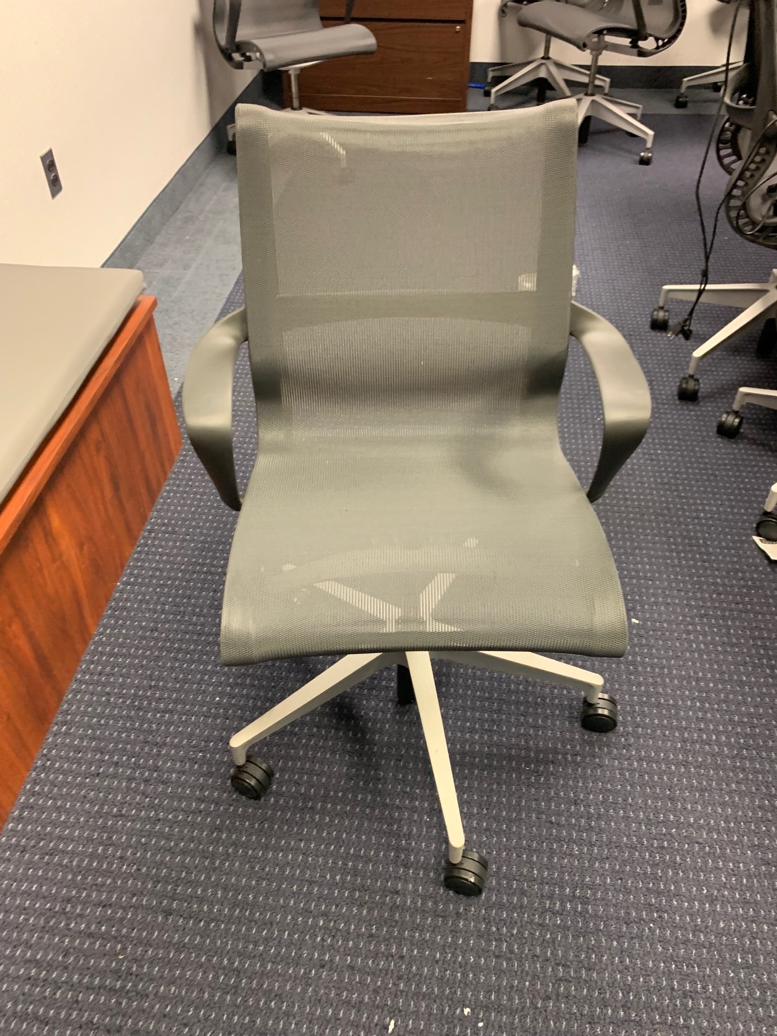C61692 - Herman Miller Setu Chairs