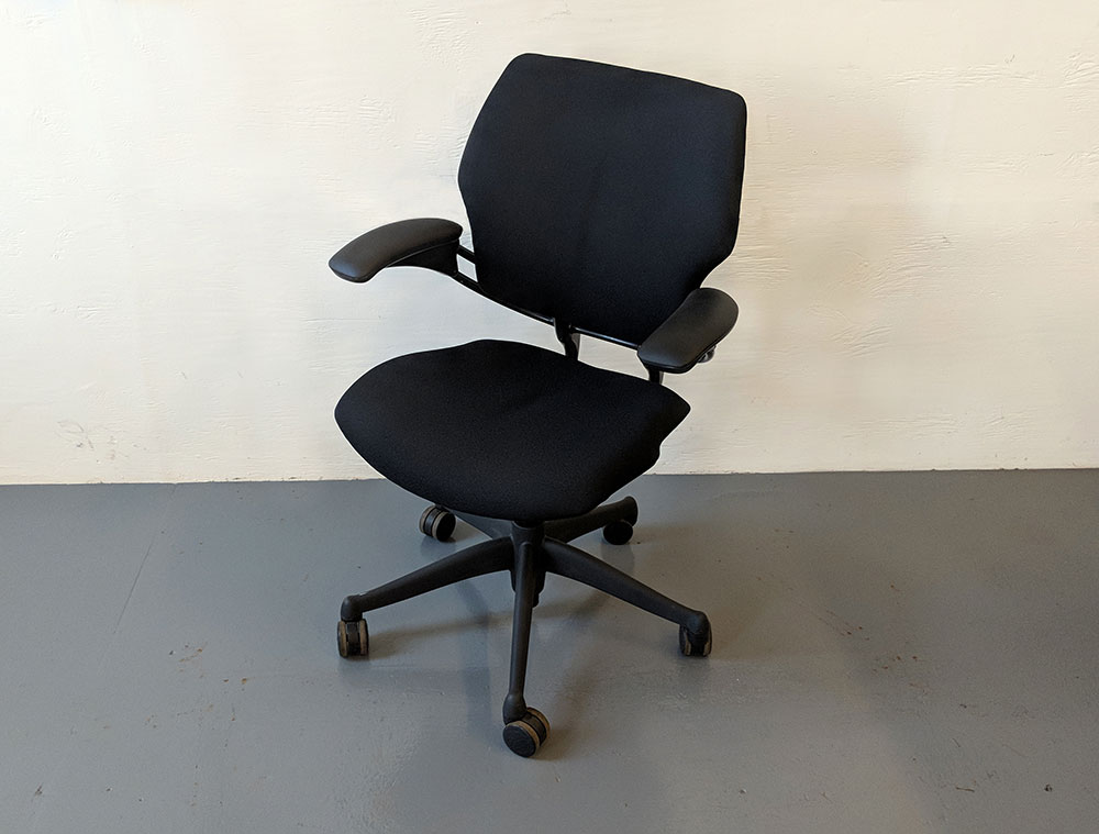 C61325 - Humanscale Freedom Chairs