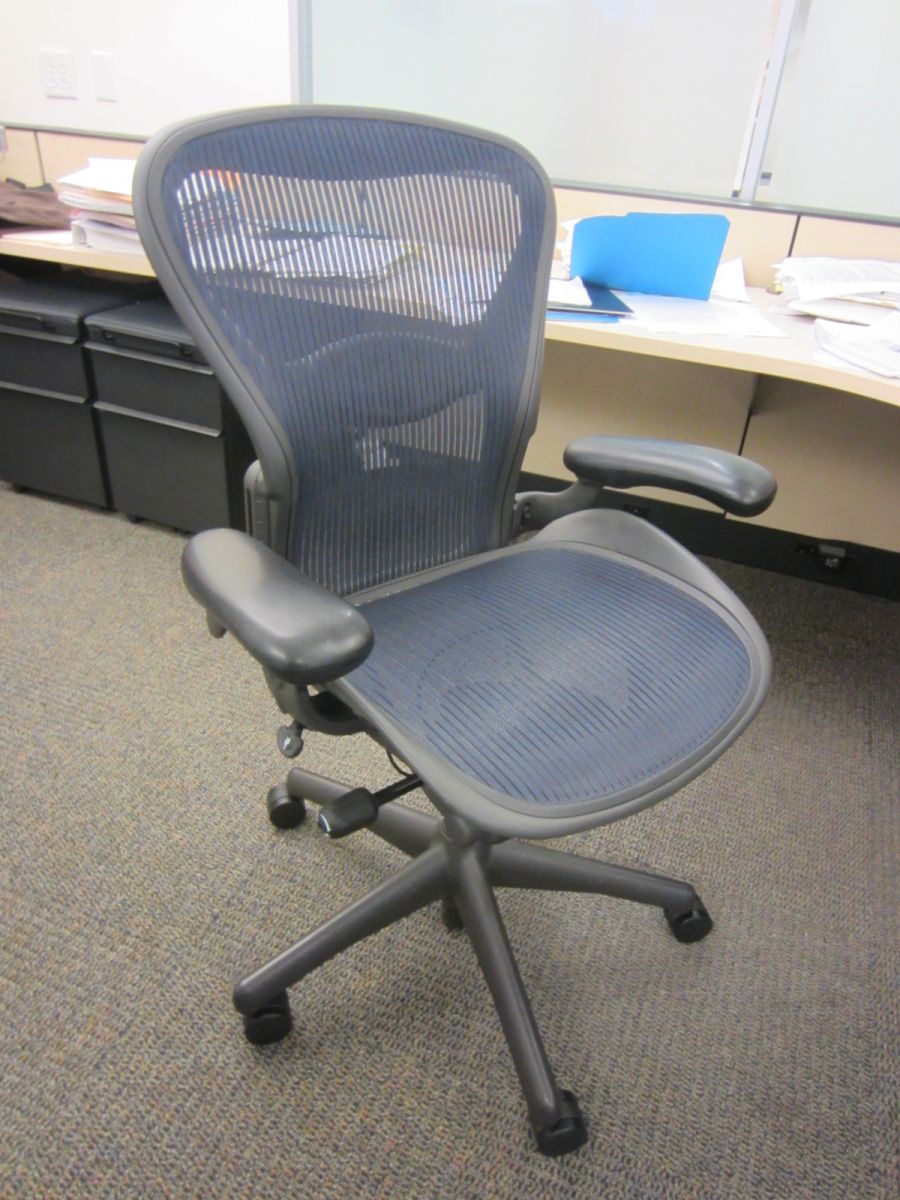 C61201A - Herman Miller Aeron Chairs
