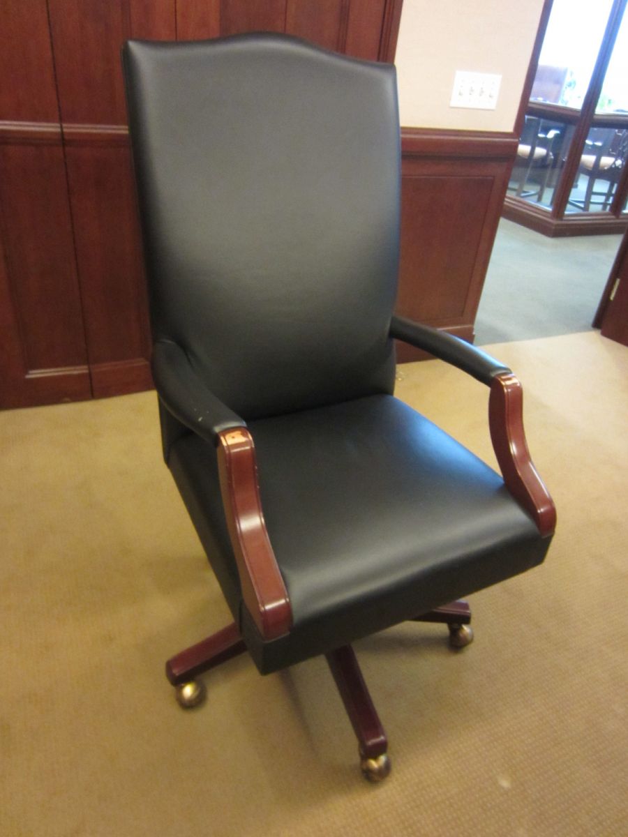 C61221C - Steelcase Leather Conference Chairs