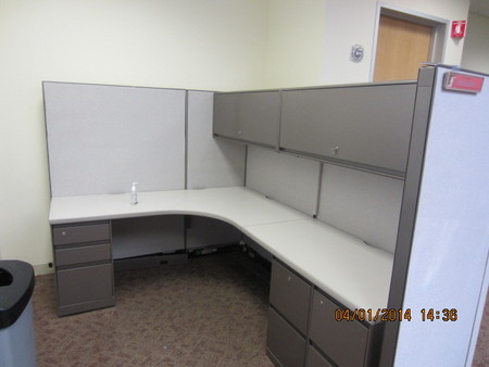 W3883A - Steelcase Workstations