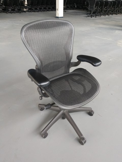 C61434 - Herman Miller Aeron Chairs with fixed arms