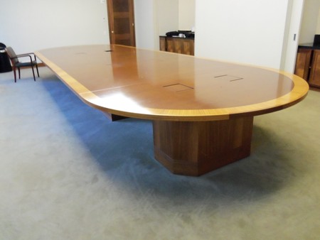 T3231 - Stunning 22ft Conference Table
