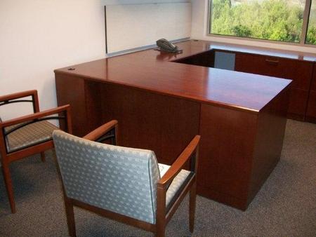 D2863 - Steelcase Office Desk