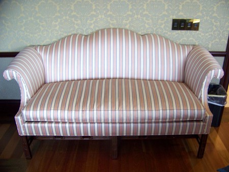 Traditional Style Loveseat