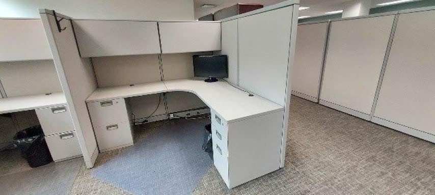 W6173 - Steelcase Avenir Cubicles