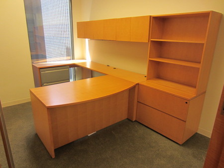 D3937C - Cherry Desk Sets