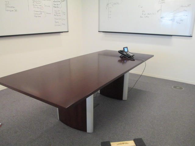T6014C - Neinkamper Meeting Table