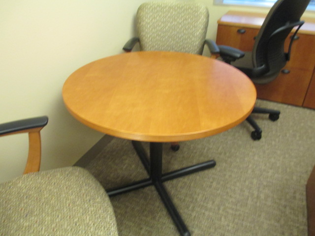 T6017 - 36" Round Table