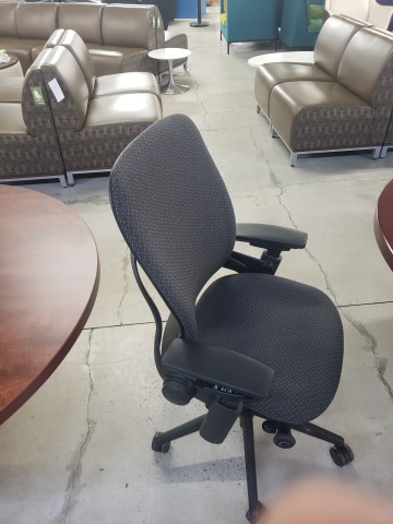 C61511 - Steelcase Desk Chairs