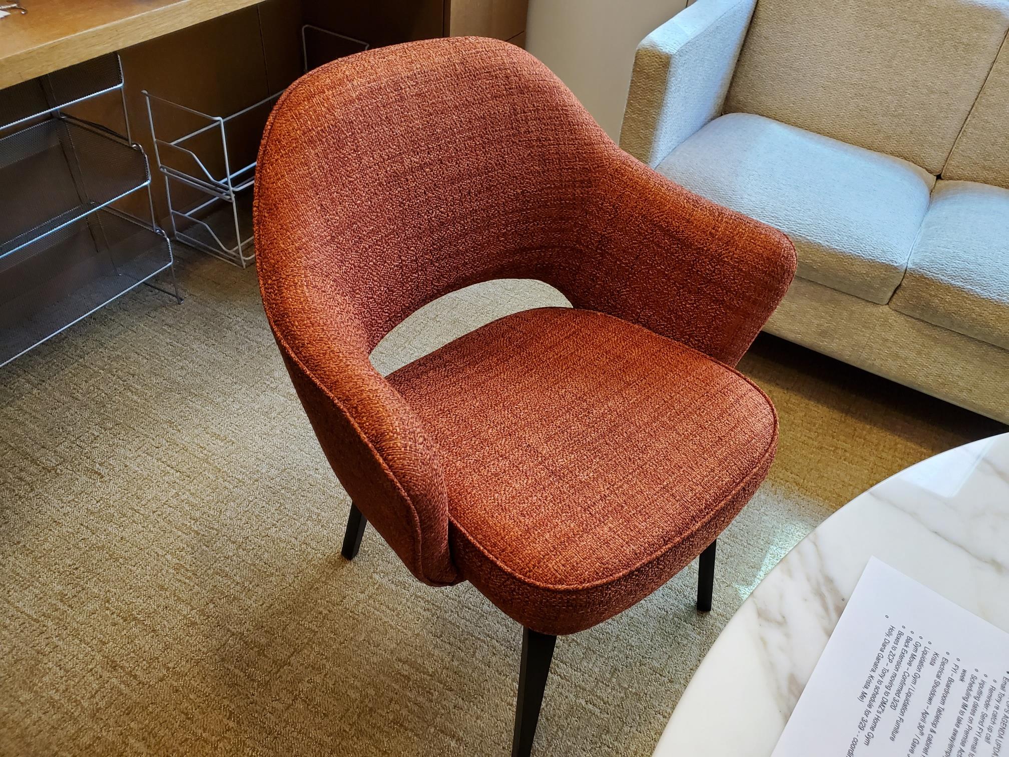 C61575 - Knoll Saarinen Chairs