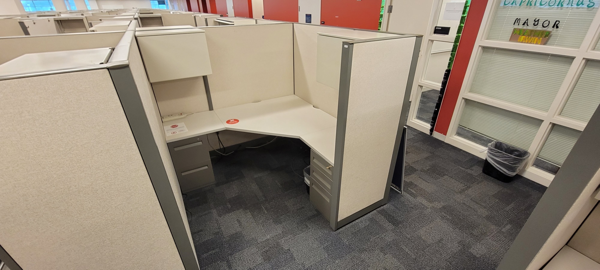W6176 - Steelcase Answer Used Cubes