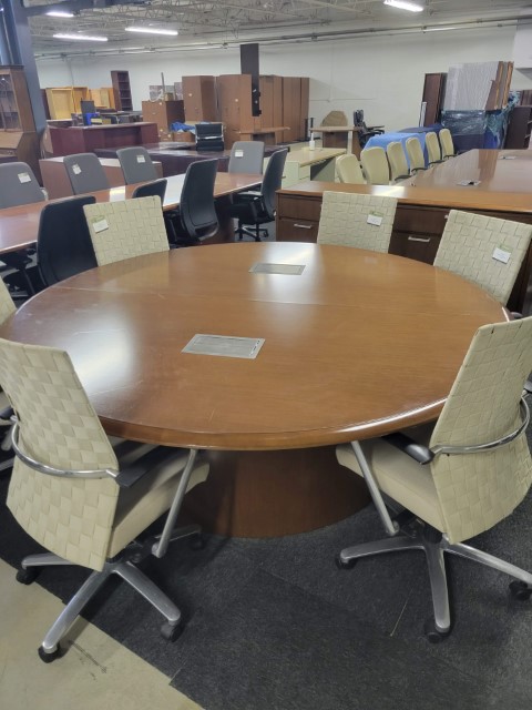 T12200 - OFS 7' Round Table