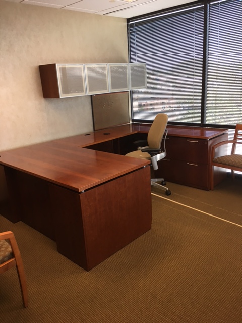 D12023 - Executive Desk Sets