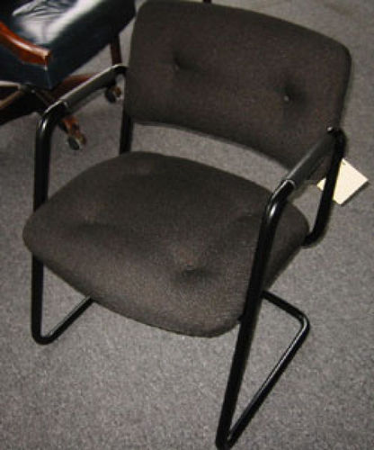 C062 - Steelcase 421 Sled Base Side Chair