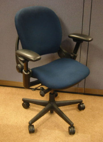 C100 - Steelcase Leap Chairs