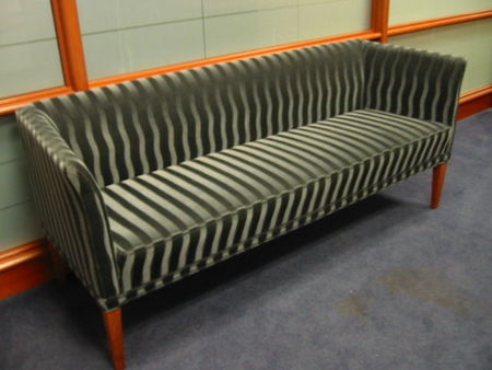 R202 - Modern Green Velvet Couch