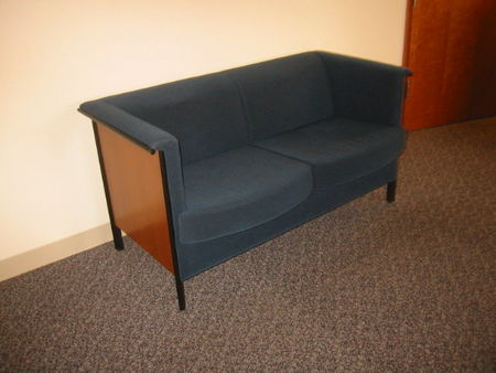 R230 - Sofa, Loveseat and Matching Clubs!