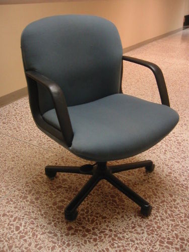 C246 - Vecta Conference Seating