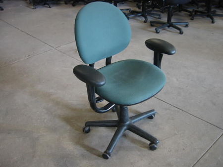 C277 - Steelcase Criterion Seating