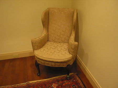 R416 - Traditional Club Chair