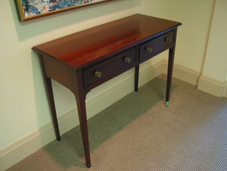 T432 - Side Table