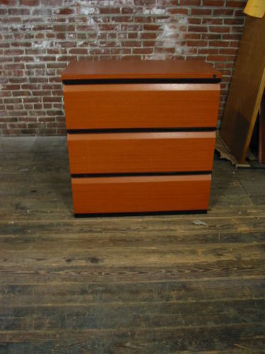 F465 - Herman Miller Wood Filing