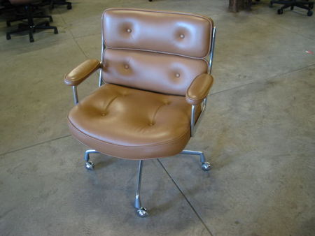 C476 - Brown Leather Task Seating
