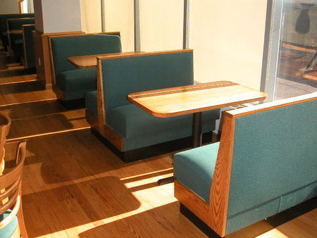 T510 - Cafe Booths