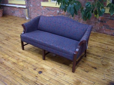 R547 - Reception Couch