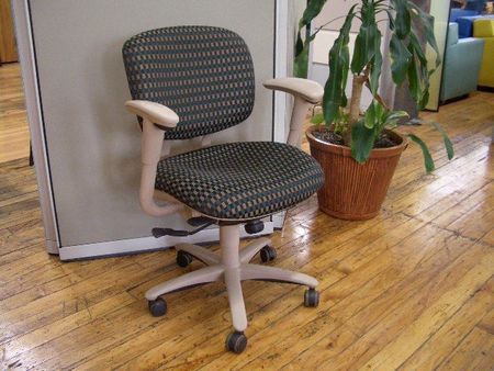 C554 - Haworth H-back Improv
