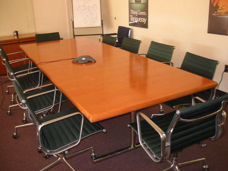 T586 - Conference Table