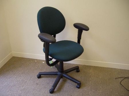 C608 - Steelcase Criterion Seating