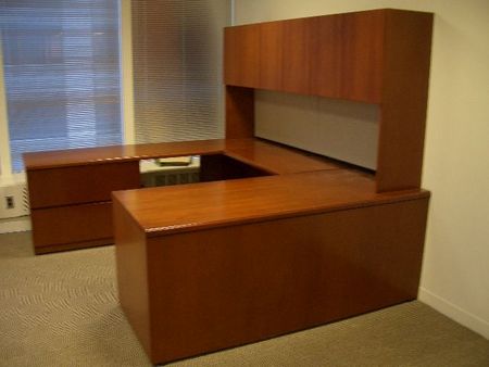 D612 - Geiger U-Shape with Hutch
