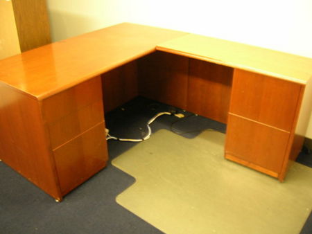 D630 - L-Shape Desk Set