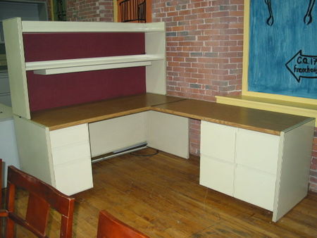 D699 - Steelcase Desk Sets