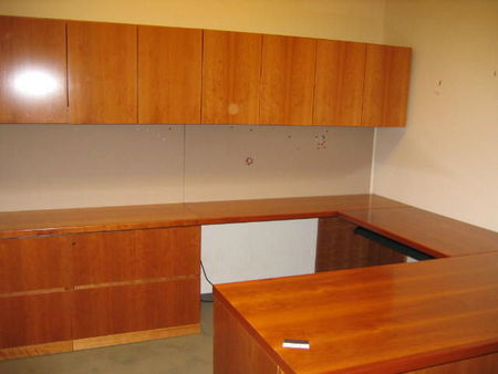 D700 - Geiger U-Shape Private Office