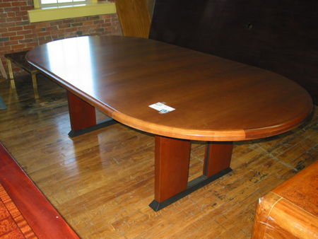 T720 - Race Track Conference Table