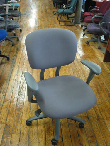 C728 - Haworth Improv Task Seating