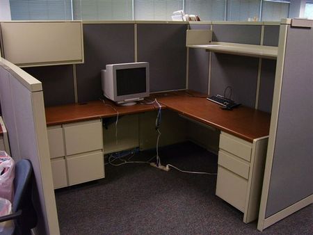 W751 - Used Cubicles