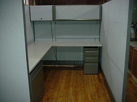 W752 - Herman Miller AO3 Used Cubicles