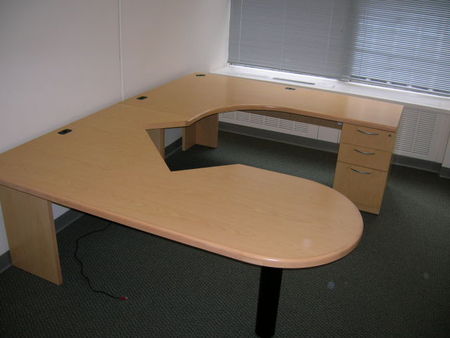 D797 - Steelcase Desk Sets