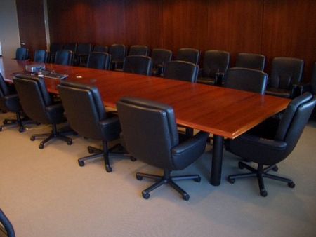 T828 - 24 ft Vecta Conference Table