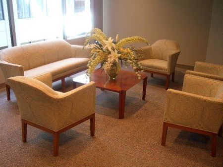 R833 - Reception Furniture Set