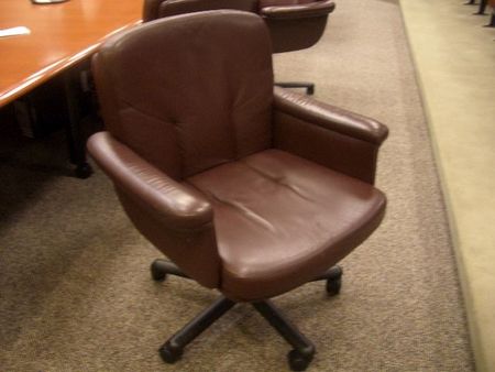 C835 - Brayton Leather Seating