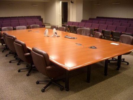 T840 - 18 ft Conference Table